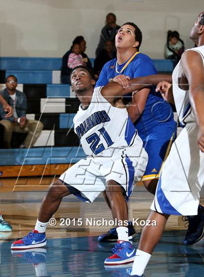 Thumbnail 3 in St. Bernard vs. Palisades (D1 Bound So Cal Christmas Classic) photogallery.