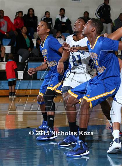 Thumbnail 2 in St. Bernard vs. Palisades (D1 Bound So Cal Christmas Classic) photogallery.
