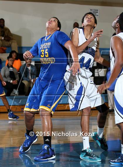 Thumbnail 2 in St. Bernard vs. Palisades (D1 Bound So Cal Christmas Classic) photogallery.