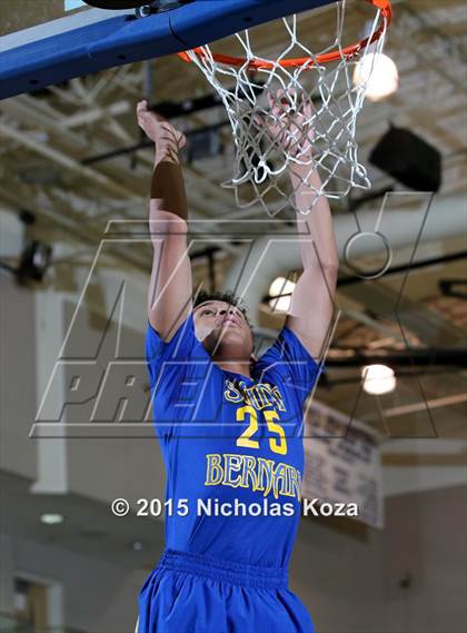 Thumbnail 2 in St. Bernard vs. Palisades (D1 Bound So Cal Christmas Classic) photogallery.