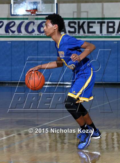 Thumbnail 2 in St. Bernard vs. Palisades (D1 Bound So Cal Christmas Classic) photogallery.