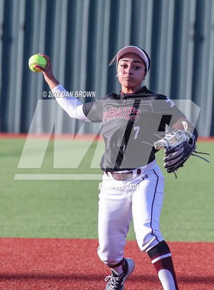 Thumbnail 3 in Sachse @ Wylie photogallery.