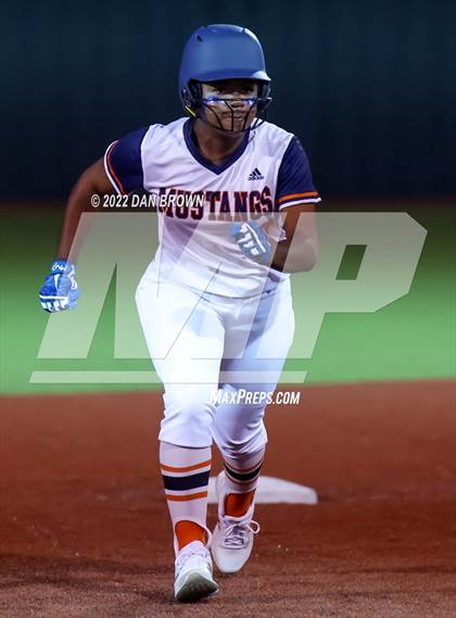 Thumbnail 1 in Sachse @ Wylie photogallery.