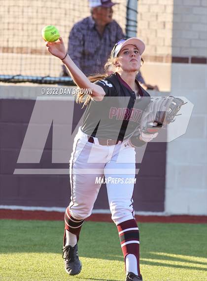 Thumbnail 3 in Sachse @ Wylie photogallery.