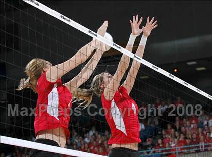 Thumbnail 3 in Archbishop Mitty vs. Redlands East Valley (CIF State D2 Final) photogallery.