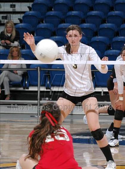 Thumbnail 2 in Archbishop Mitty vs. Redlands East Valley (CIF State D2 Final) photogallery.