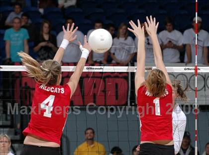 Thumbnail 3 in Archbishop Mitty vs. Redlands East Valley (CIF State D2 Final) photogallery.
