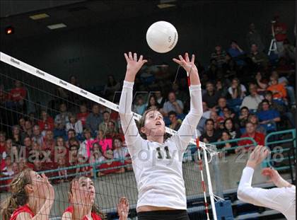 Thumbnail 3 in Archbishop Mitty vs. Redlands East Valley (CIF State D2 Final) photogallery.