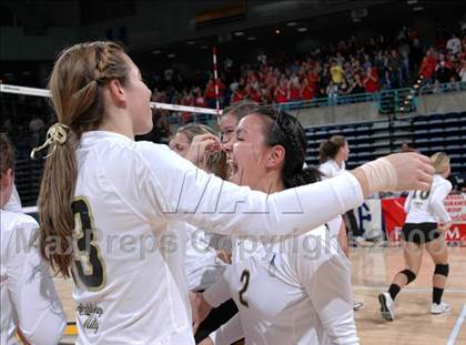 Thumbnail 3 in Archbishop Mitty vs. Redlands East Valley (CIF State D2 Final) photogallery.