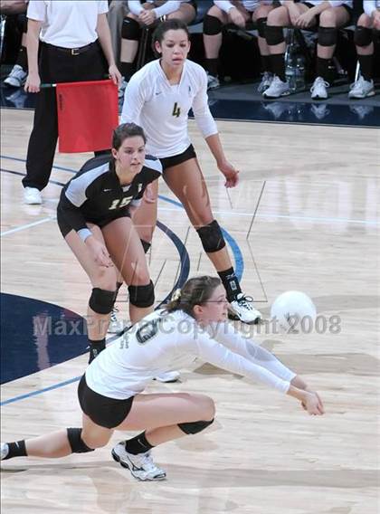 Thumbnail 1 in Archbishop Mitty vs. Redlands East Valley (CIF State D2 Final) photogallery.