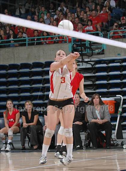 Thumbnail 2 in Archbishop Mitty vs. Redlands East Valley (CIF State D2 Final) photogallery.