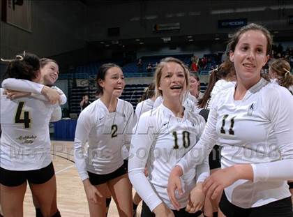 Thumbnail 2 in Archbishop Mitty vs. Redlands East Valley (CIF State D2 Final) photogallery.