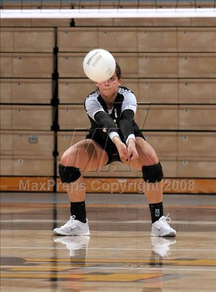 Thumbnail 3 in Archbishop Mitty vs. Redlands East Valley (CIF State D2 Final) photogallery.