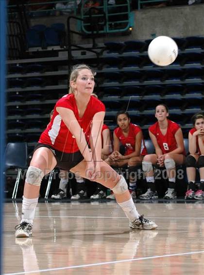Thumbnail 3 in Archbishop Mitty vs. Redlands East Valley (CIF State D2 Final) photogallery.