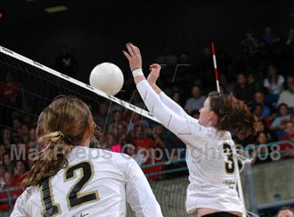 Thumbnail 1 in Archbishop Mitty vs. Redlands East Valley (CIF State D2 Final) photogallery.