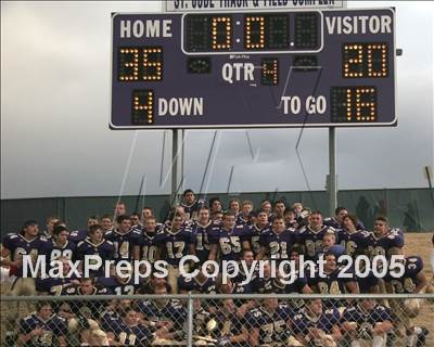 Thumbnail 2 in Buena Vista vs. Holy Family (2A State Final) photogallery.