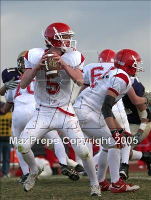 Thumbnail 3 in Buena Vista vs. Holy Family (2A State Final) photogallery.
