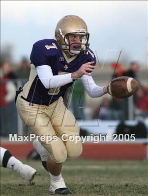 Thumbnail 2 in Buena Vista vs. Holy Family (2A State Final) photogallery.