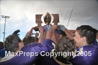 Thumbnail 3 in Buena Vista vs. Holy Family (2A State Final) photogallery.