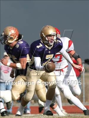 Thumbnail 3 in Buena Vista vs. Holy Family (2A State Final) photogallery.
