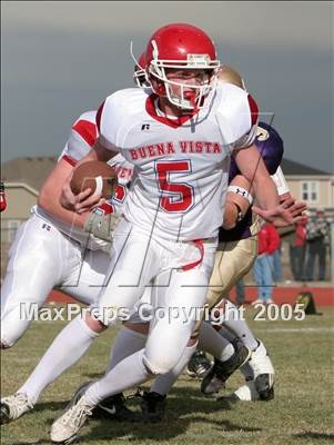 Thumbnail 2 in Buena Vista vs. Holy Family (2A State Final) photogallery.