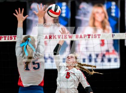 Thumbnail 2 in Teurlings Catholic @ Parkview Baptist photogallery.