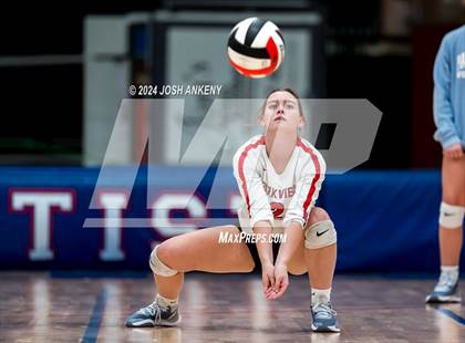 Thumbnail 3 in Teurlings Catholic @ Parkview Baptist photogallery.