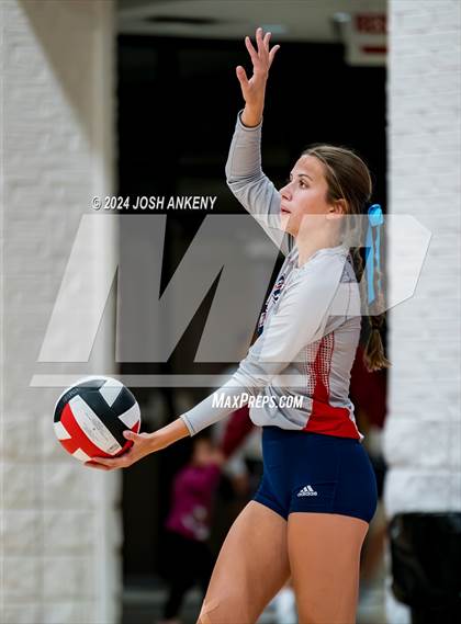 Thumbnail 3 in Teurlings Catholic @ Parkview Baptist photogallery.
