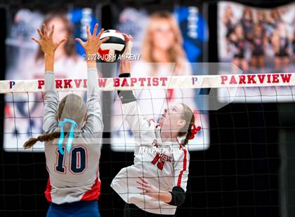 Thumbnail 2 in Teurlings Catholic @ Parkview Baptist photogallery.