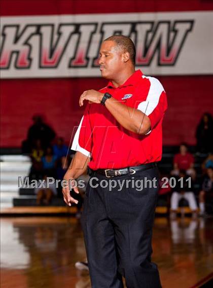 Thumbnail 1 in Horn [Dr. John] vs Denton (CFB Invitational) photogallery.