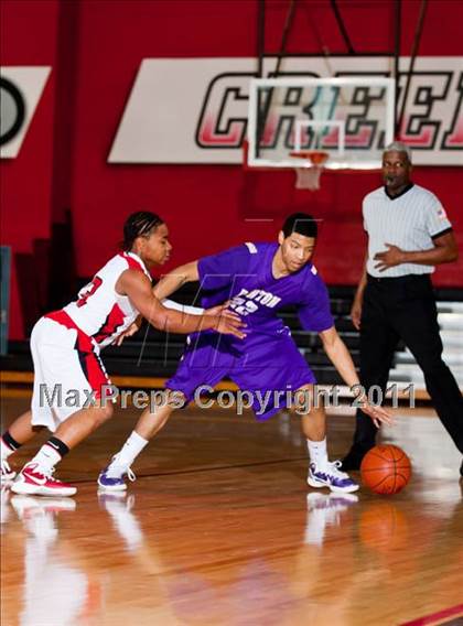 Thumbnail 2 in Horn [Dr. John] vs Denton (CFB Invitational) photogallery.