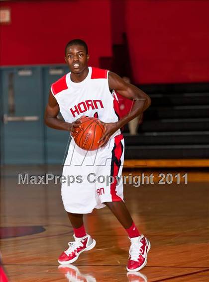 Thumbnail 1 in Horn [Dr. John] vs Denton (CFB Invitational) photogallery.