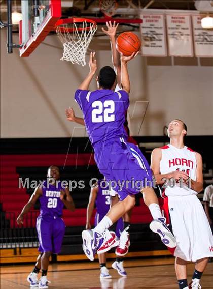 Thumbnail 1 in Horn [Dr. John] vs Denton (CFB Invitational) photogallery.