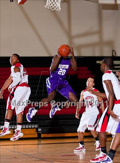 Thumbnail 2 in Horn [Dr. John] vs Denton (CFB Invitational) photogallery.