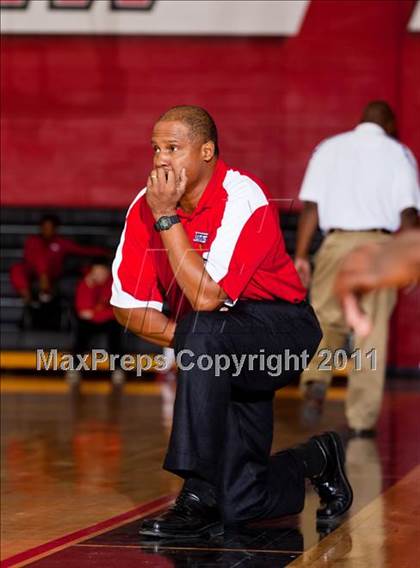 Thumbnail 3 in Horn [Dr. John] vs Denton (CFB Invitational) photogallery.