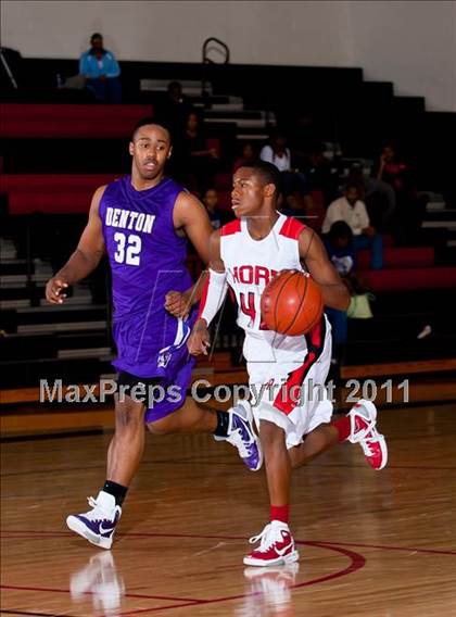Thumbnail 1 in Horn [Dr. John] vs Denton (CFB Invitational) photogallery.