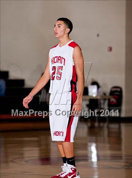 Thumbnail 2 in Horn [Dr. John] vs Denton (CFB Invitational) photogallery.