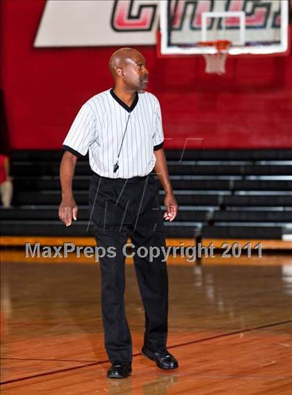 Thumbnail 1 in Horn [Dr. John] vs Denton (CFB Invitational) photogallery.