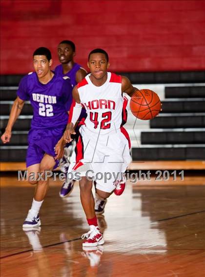 Thumbnail 1 in Horn [Dr. John] vs Denton (CFB Invitational) photogallery.