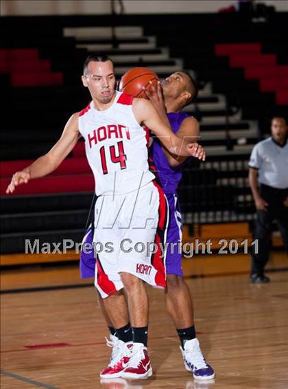 Thumbnail 2 in Horn [Dr. John] vs Denton (CFB Invitational) photogallery.