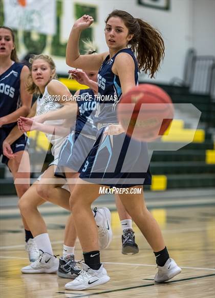 Thumbnail 3 in Stone Bridge @ Loudoun Valley photogallery.