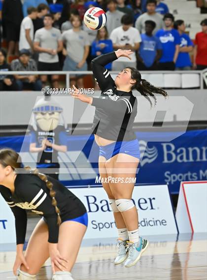Thumbnail 3 in Valley Christian vs. Snowflake (AIA 3A Final) photogallery.