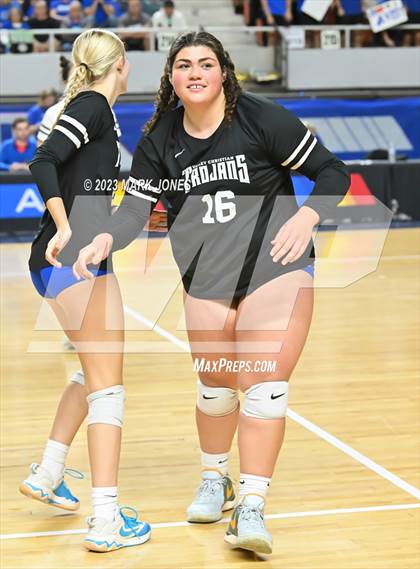 Thumbnail 3 in Valley Christian vs. Snowflake (AIA 3A Final) photogallery.
