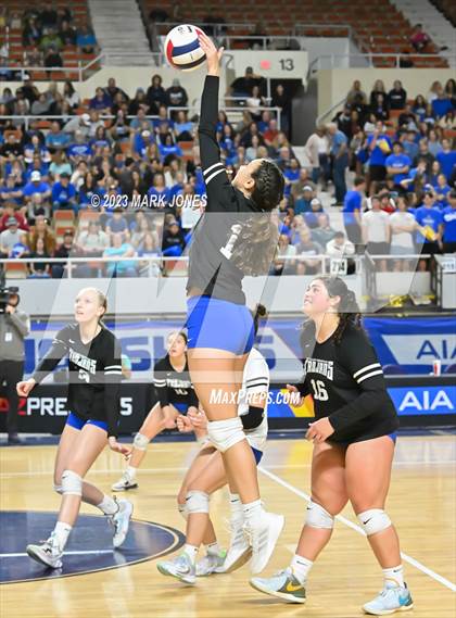 Thumbnail 3 in Valley Christian vs. Snowflake (AIA 3A Final) photogallery.