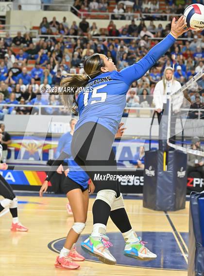 Thumbnail 3 in Valley Christian vs. Snowflake (AIA 3A Final) photogallery.