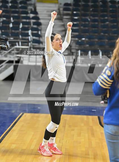 Thumbnail 2 in Valley Christian vs. Snowflake (AIA 3A Final) photogallery.