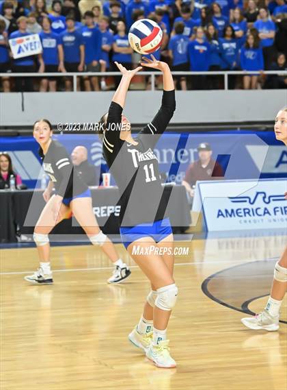Thumbnail 2 in Valley Christian vs. Snowflake (AIA 3A Final) photogallery.