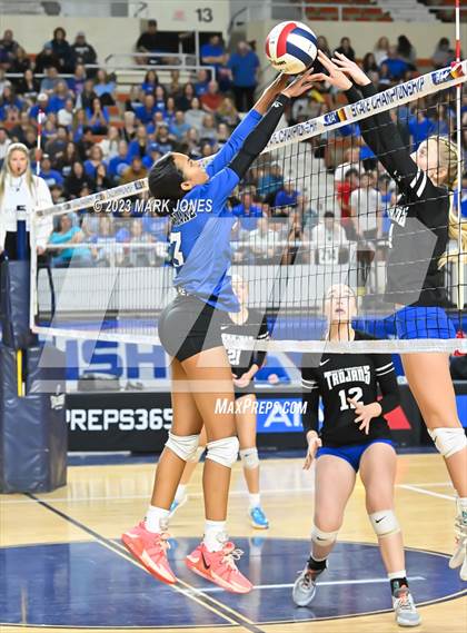 Thumbnail 1 in Valley Christian vs. Snowflake (AIA 3A Final) photogallery.