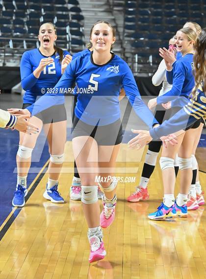 Thumbnail 1 in Valley Christian vs. Snowflake (AIA 3A Final) photogallery.
