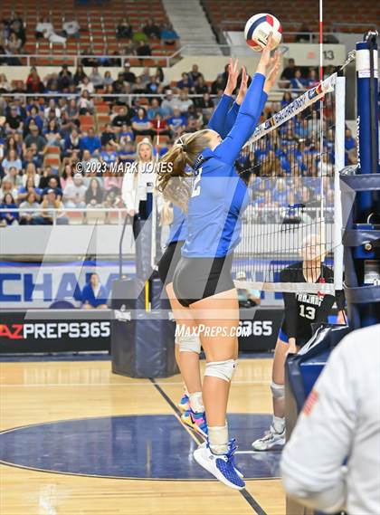 Thumbnail 2 in Valley Christian vs. Snowflake (AIA 3A Final) photogallery.